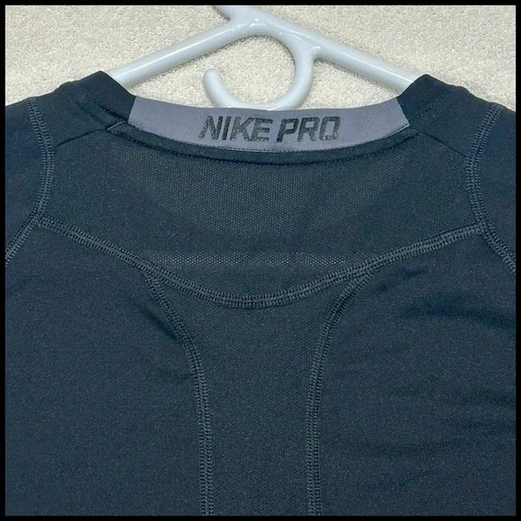 Nike DriFt 🏏🥅⛳️💯✅Long Sleeve Compression Shirt Large Black One Owner 👌🏼☀️🌟 - Picture 13 of 16